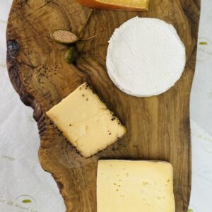 Local & proud cheeseboard